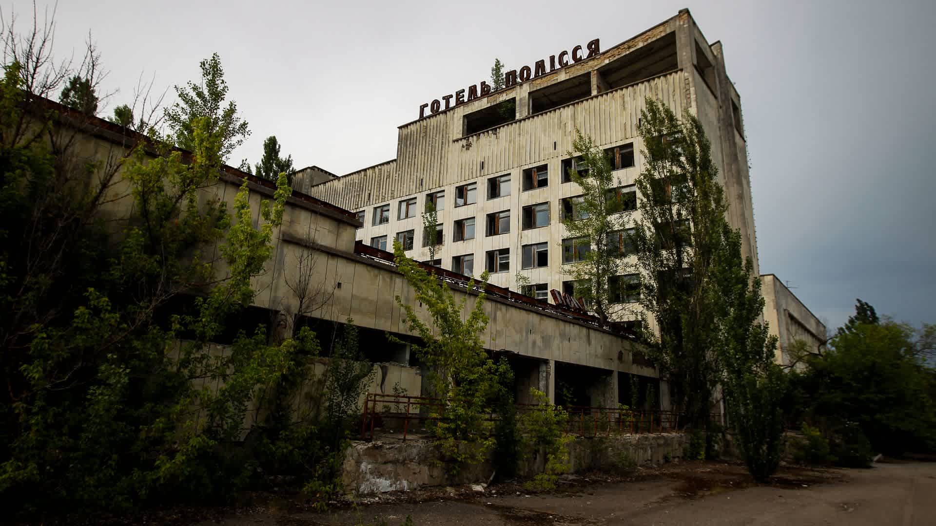 Ghost Towns and Abandoned Cities