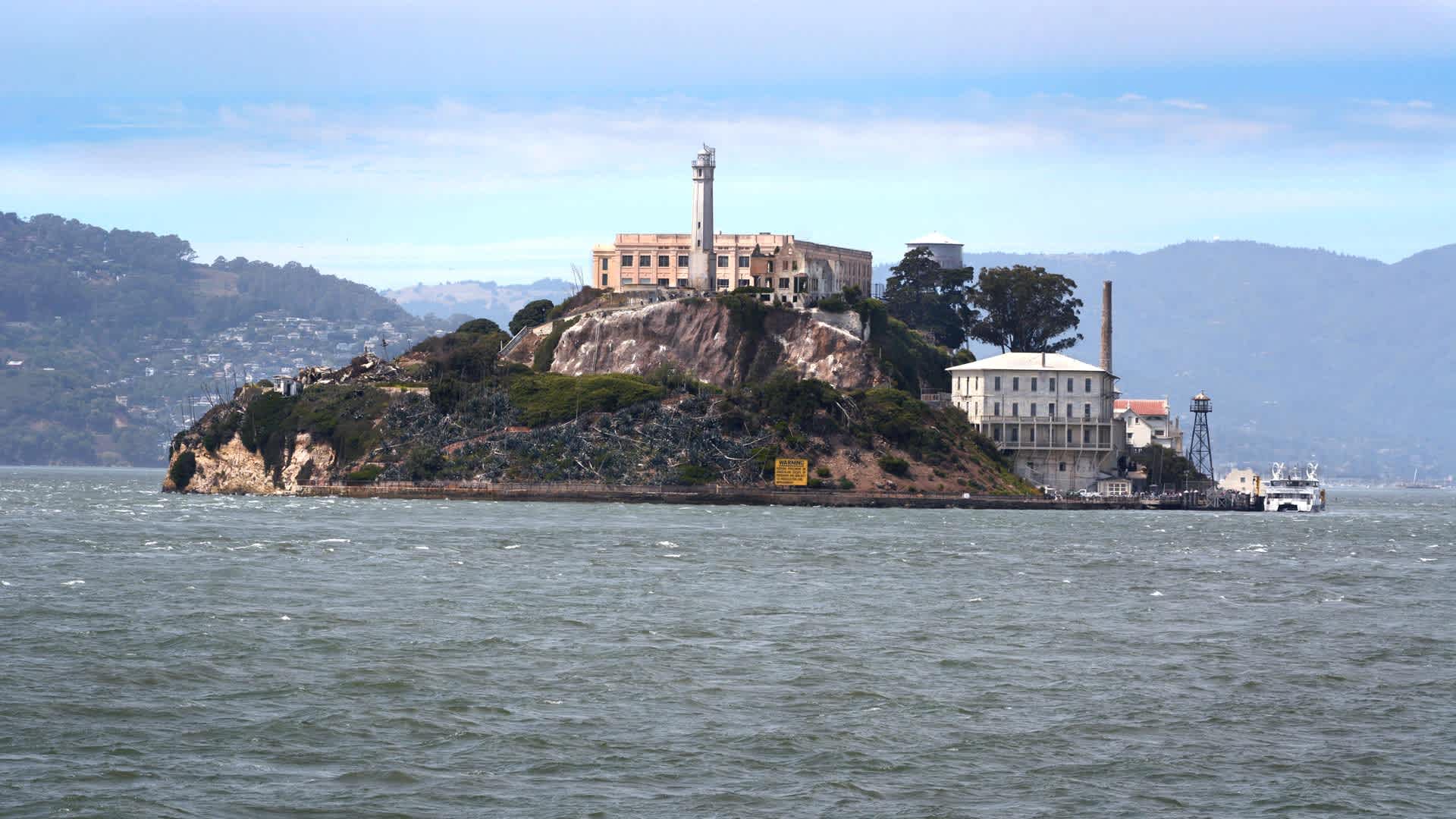 Alcatraz Federal Penitentiary SAN FRANCISCO, CALIFORNIA - SEPTEMBER 12, 2018: Alcatraz Island in San Francisco Bay is the home of Alcatraz Federal Penitentiary. Now a museum, the prison (often referred to as 'The Rock') is managed by the U.S. National Park Service. The federal prison was in operation from 1934 until 1963. The former penitentiary is the most popular tourist attraction in San Francisco, California. (Photo by Robert Alexander/Getty Images)
