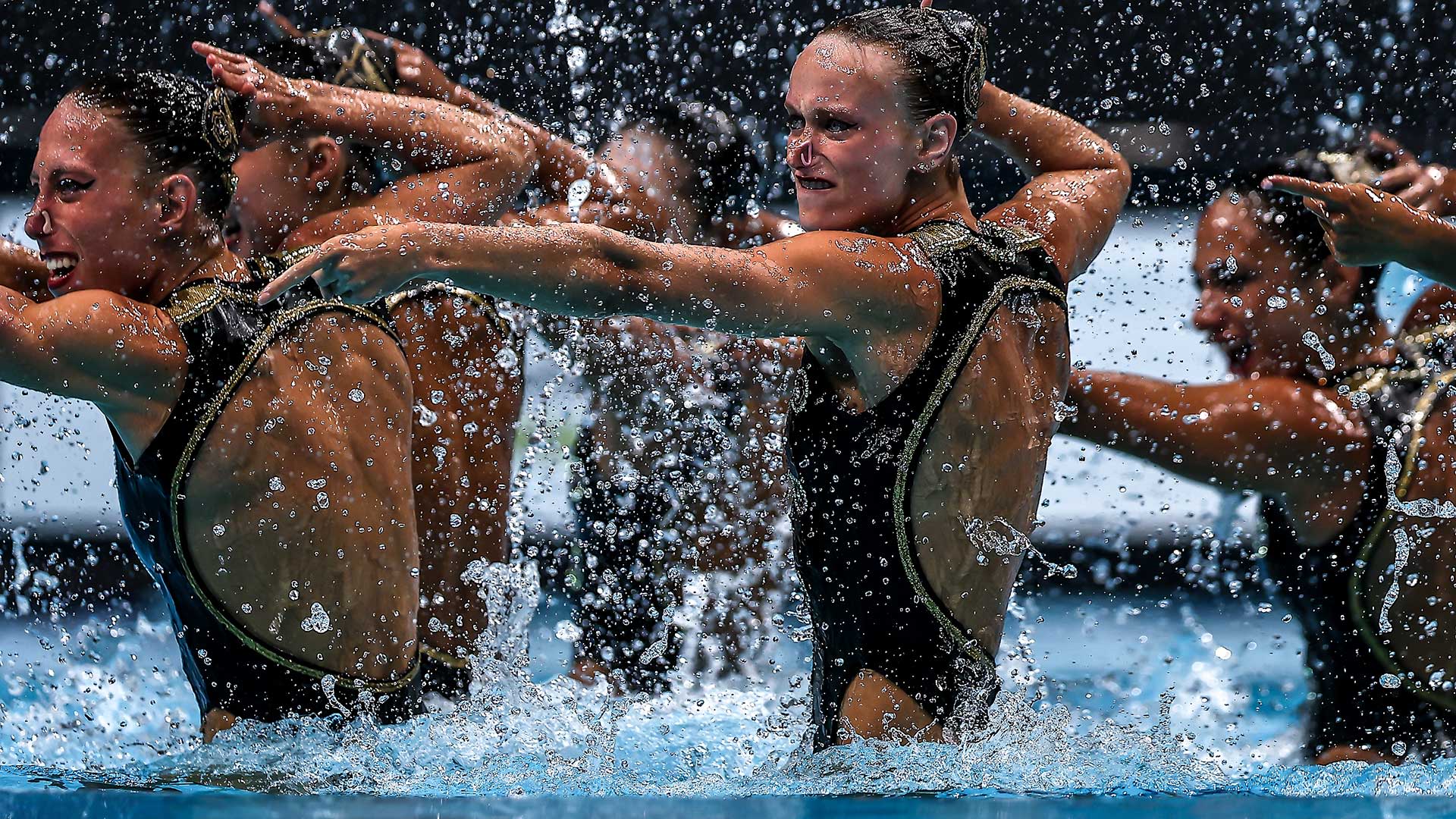 artistic swimming