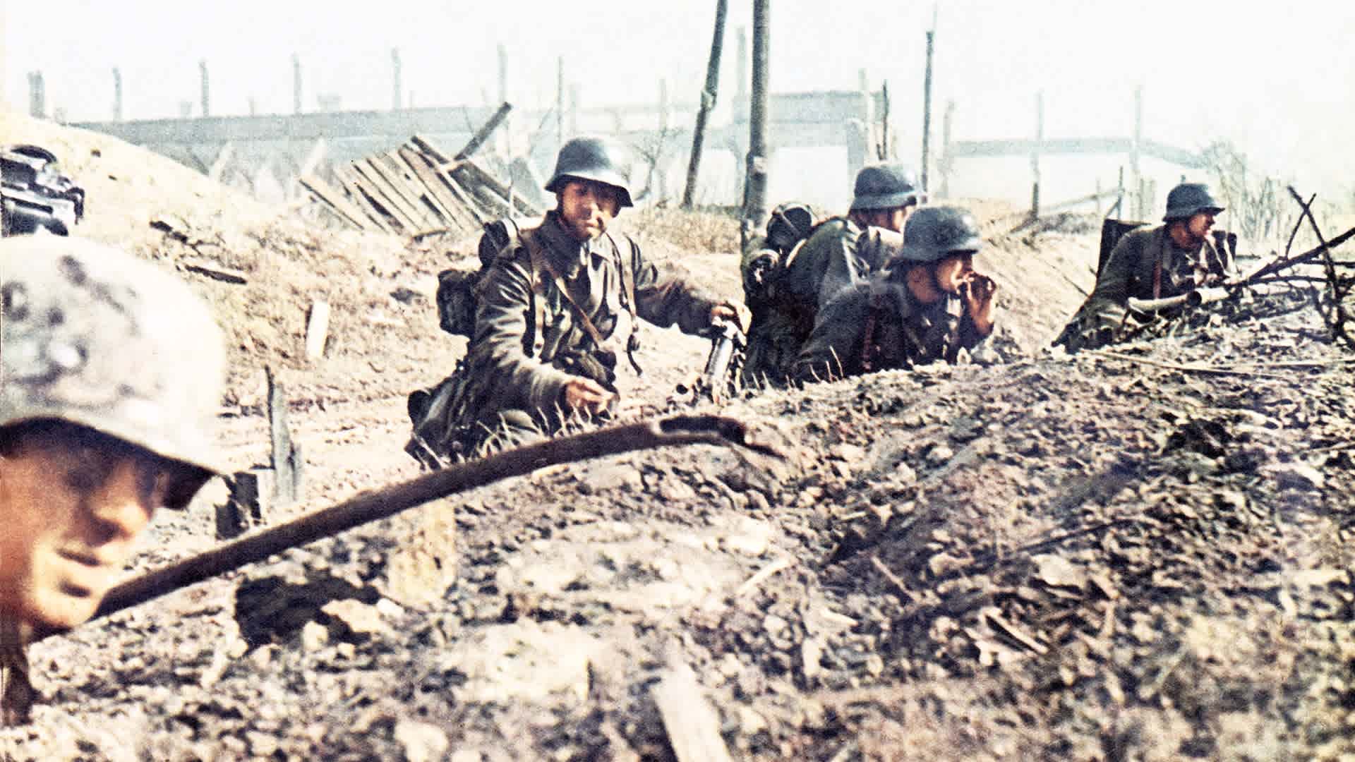 Stalingrad 1942 Stalingrad 1942, The battle of Stalingrad (now Volgograd) was a major battle of World War II.1942. It lasted from 17th July 1942 to 2nd February 1943 and ended in defeat of the Germans whose 6th Army had been destroyed. (Photo by Galerie Bilderwelt/Getty Images)