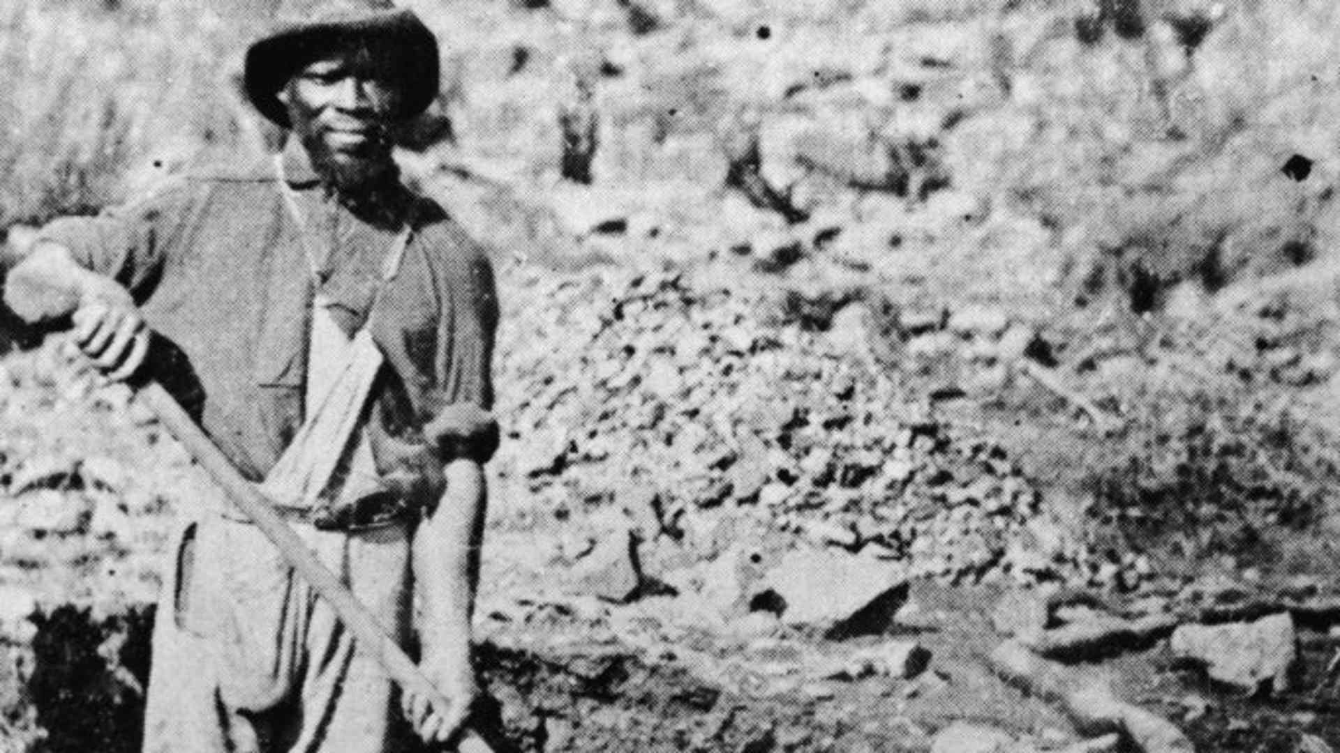 A miner in Auburn Ravine during the Gold Rush, California, 1852. (Credit: Hulton Archive/Getty Images)