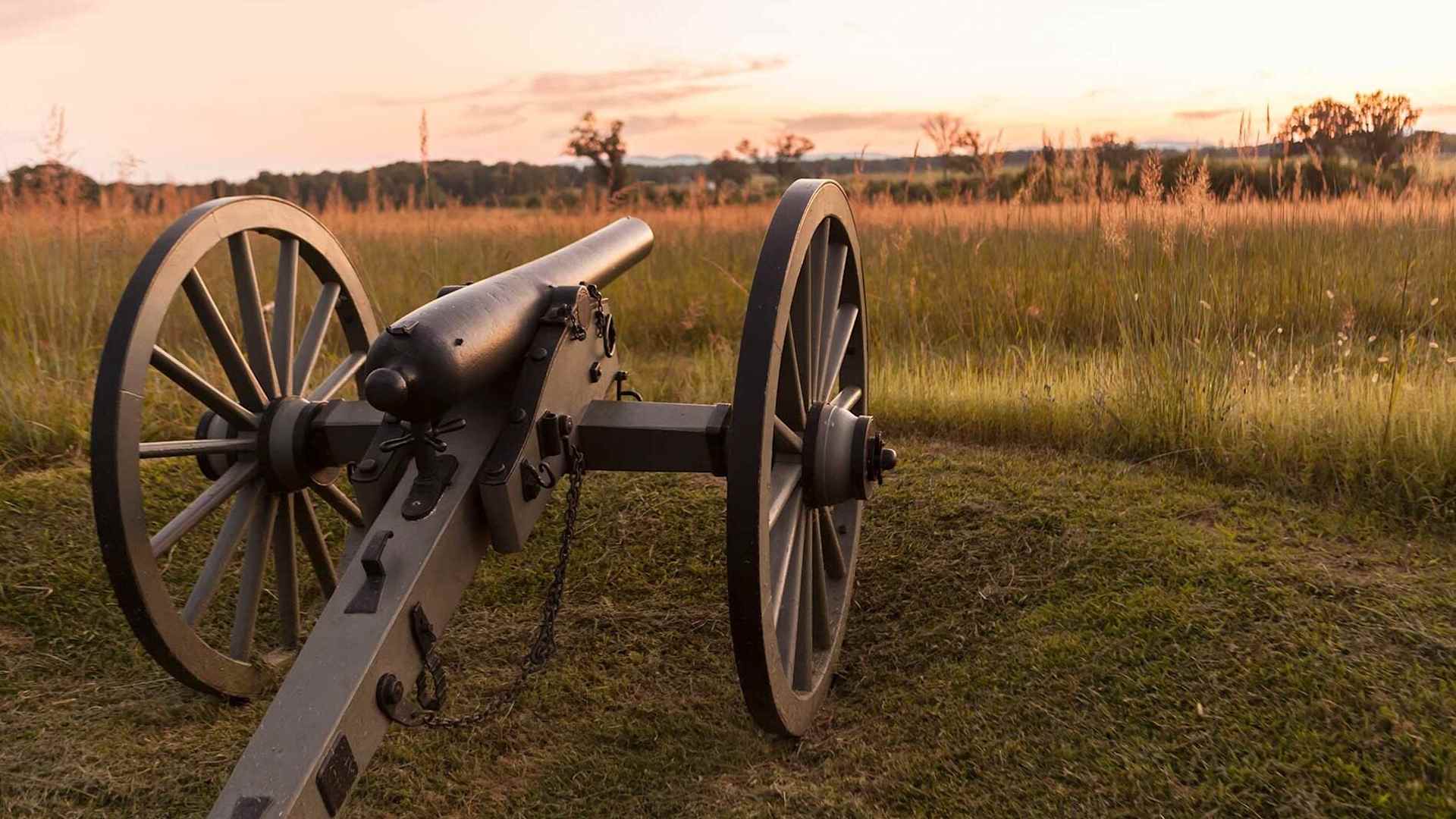Civil War cannon.