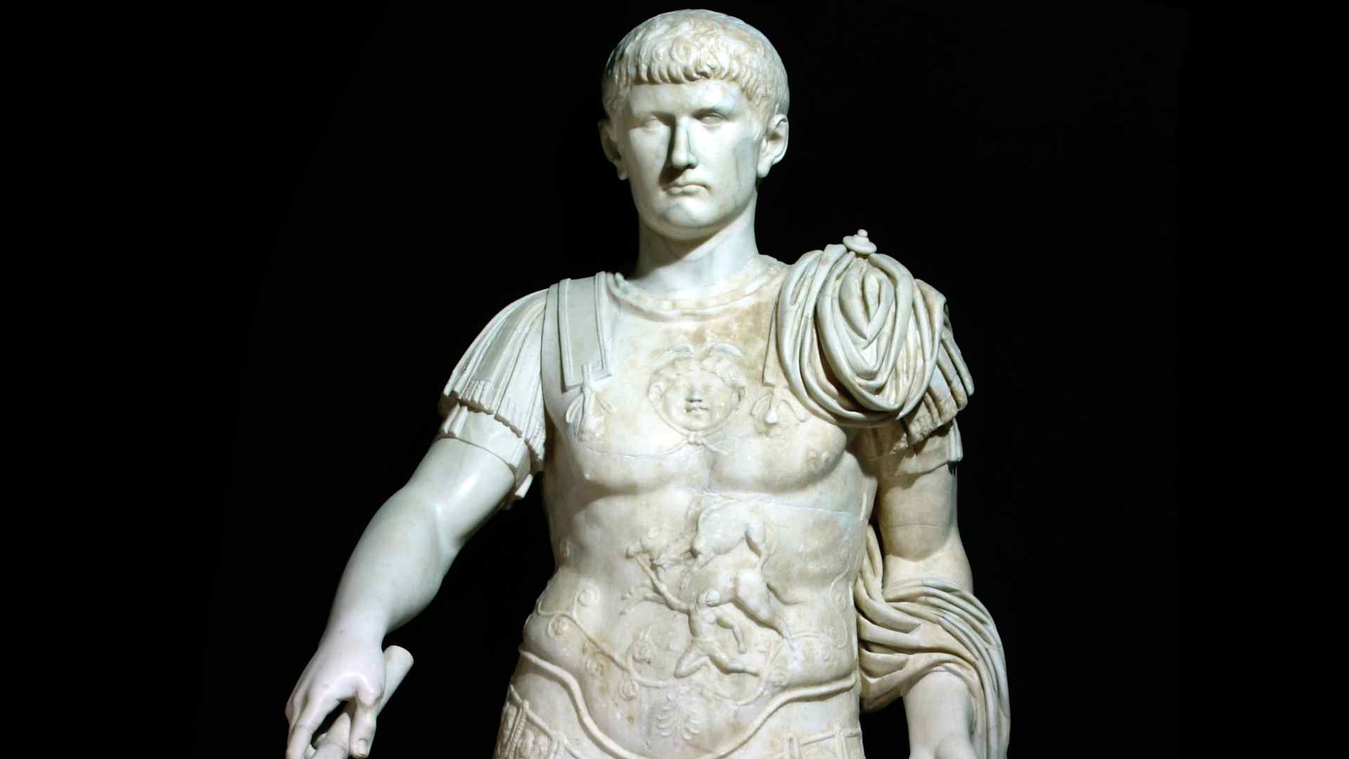 1st century standing marble sculpture of Emperor Caligula, from the collection of the Museo Archeologico Nazionale di Napoli.