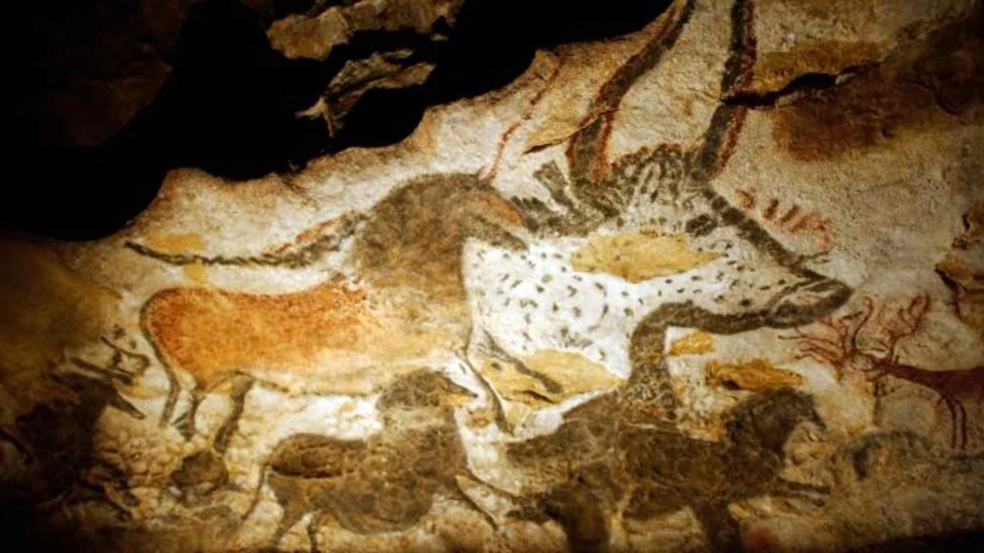 Lascaux cave