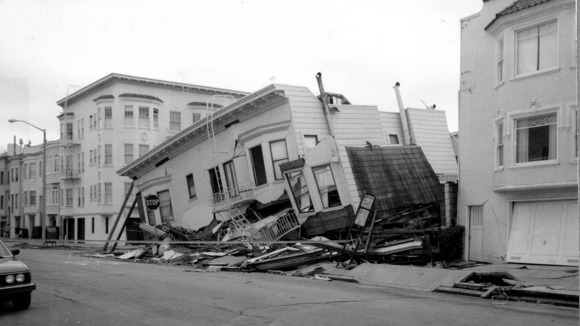 Loma Prieta, California, Earthquake October 17, 1989, Structures Damaged In The Marina District Of San Francisco, The First Story Of This Three-Story Building Was Damaged Because Of Liquefaction; The Second Story Collapsed, What Is Seen Is The Third Story.