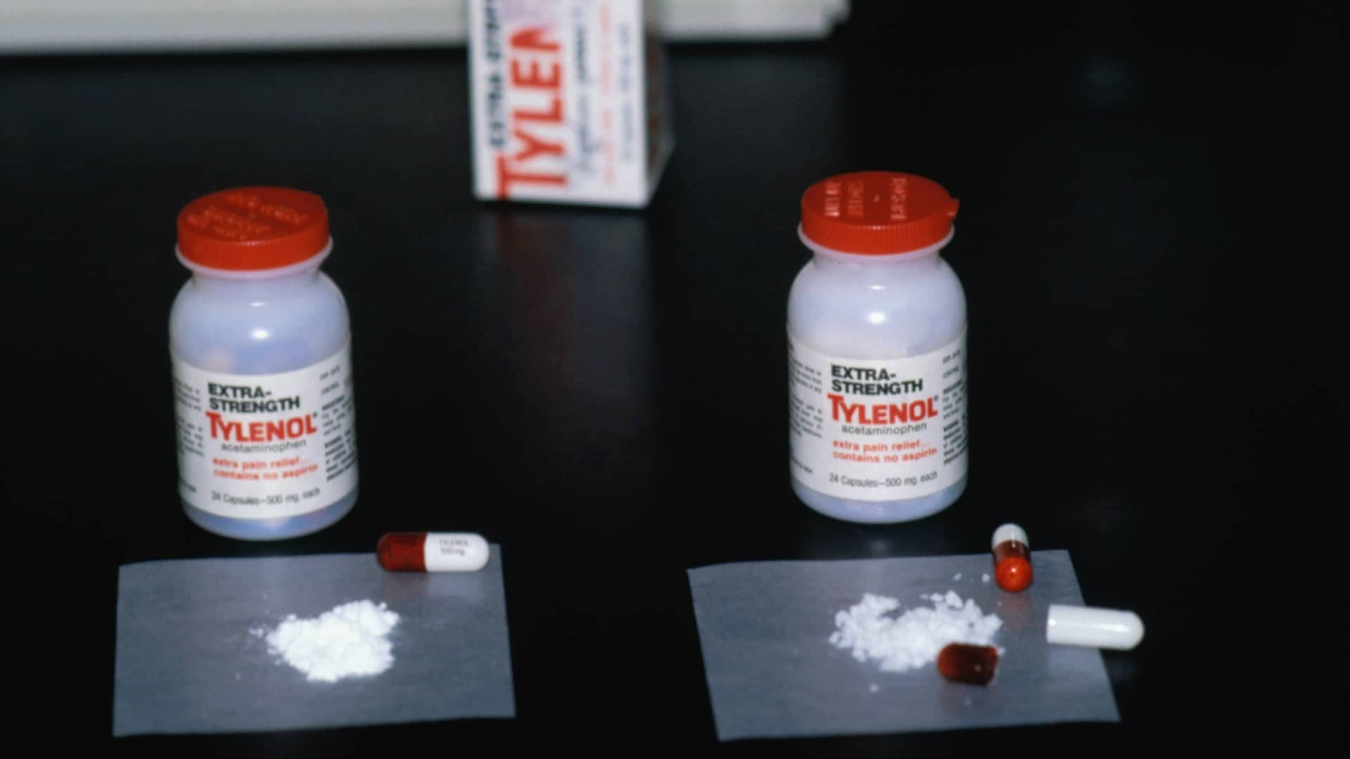 This Day In History: Cyanide-laced Tylenol kills six