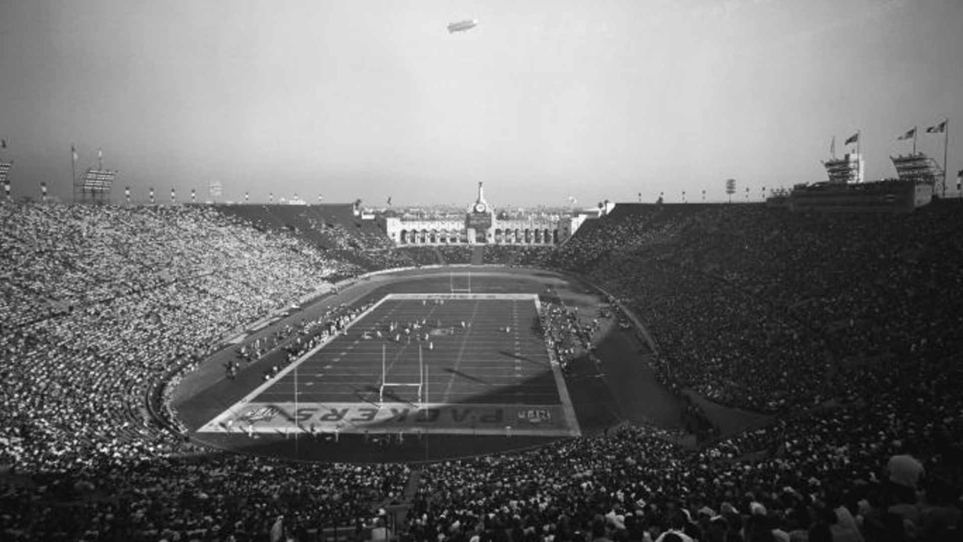 The only non-sellout for a Super Bowl was the first game, played in Los Angeles between the Kansas City Chiefs and Green Bay Packers.