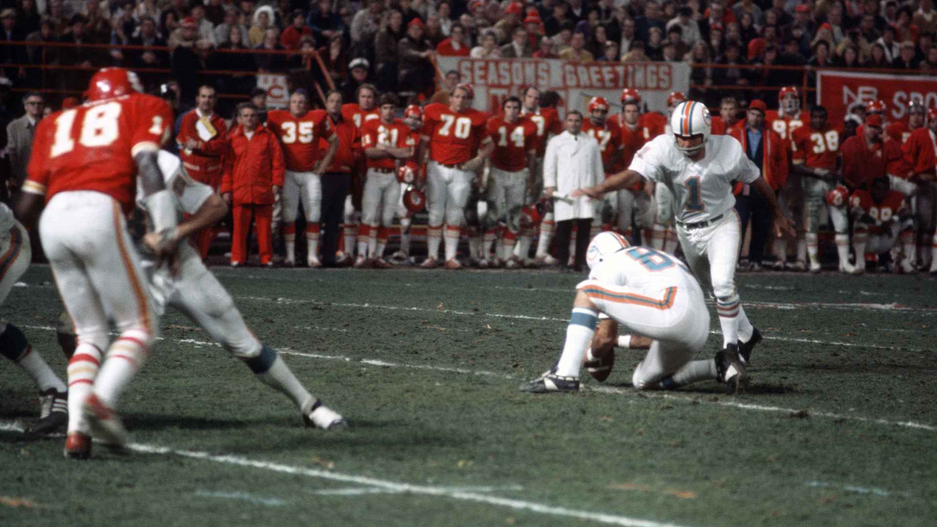 How a Tiemaker Won the Longest Game in NFL History