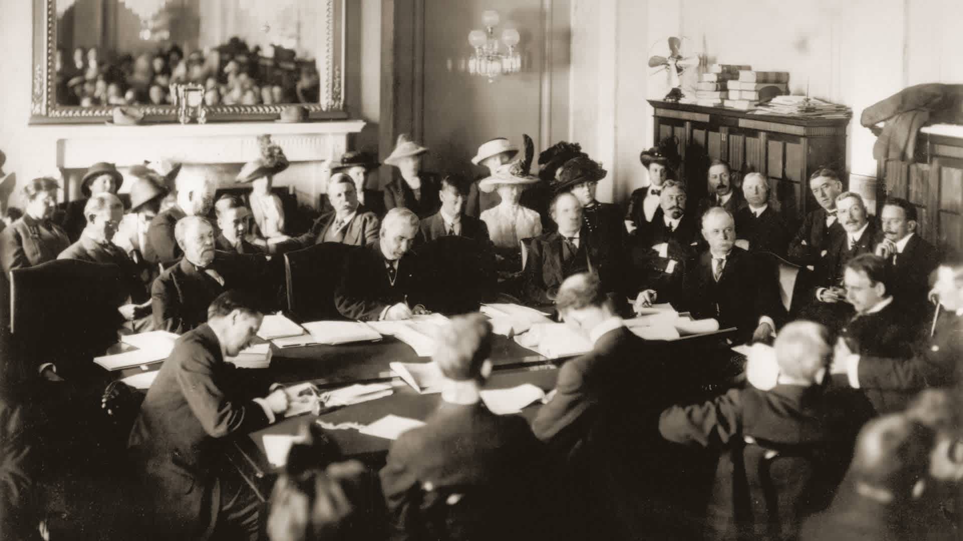 Inside the 1912 Titanic Investigations