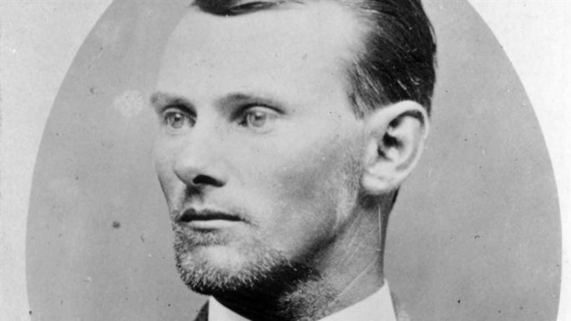 UNSPECIFIED - OCTOBER 15: Jesse Woodson James (1847-1882) american bandit here in 1882 (Photo by Apic/Getty Images)