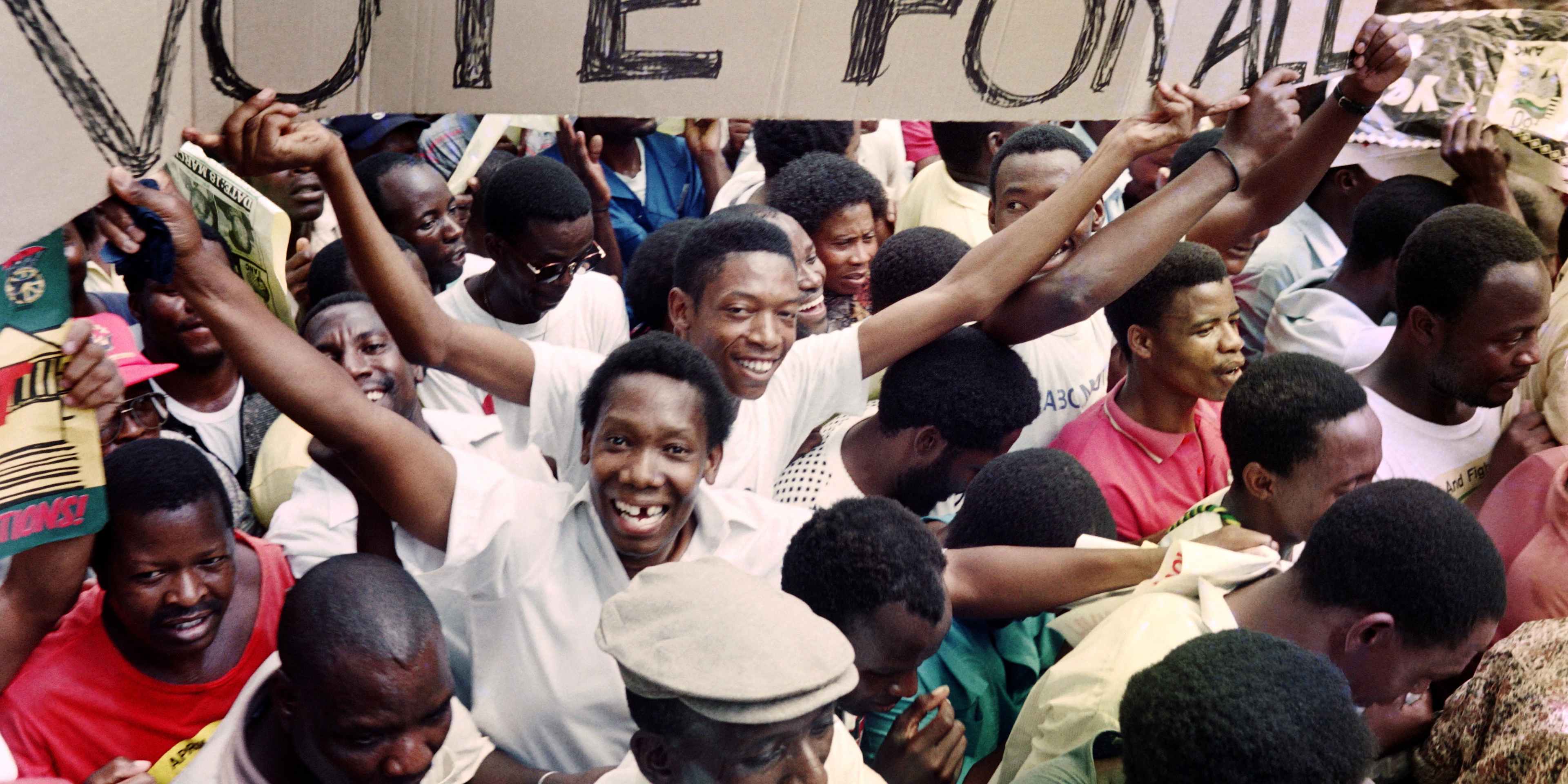 SOUTH AFRICA-POLITICS-REFERENDUM-MARCH-APARTHEID