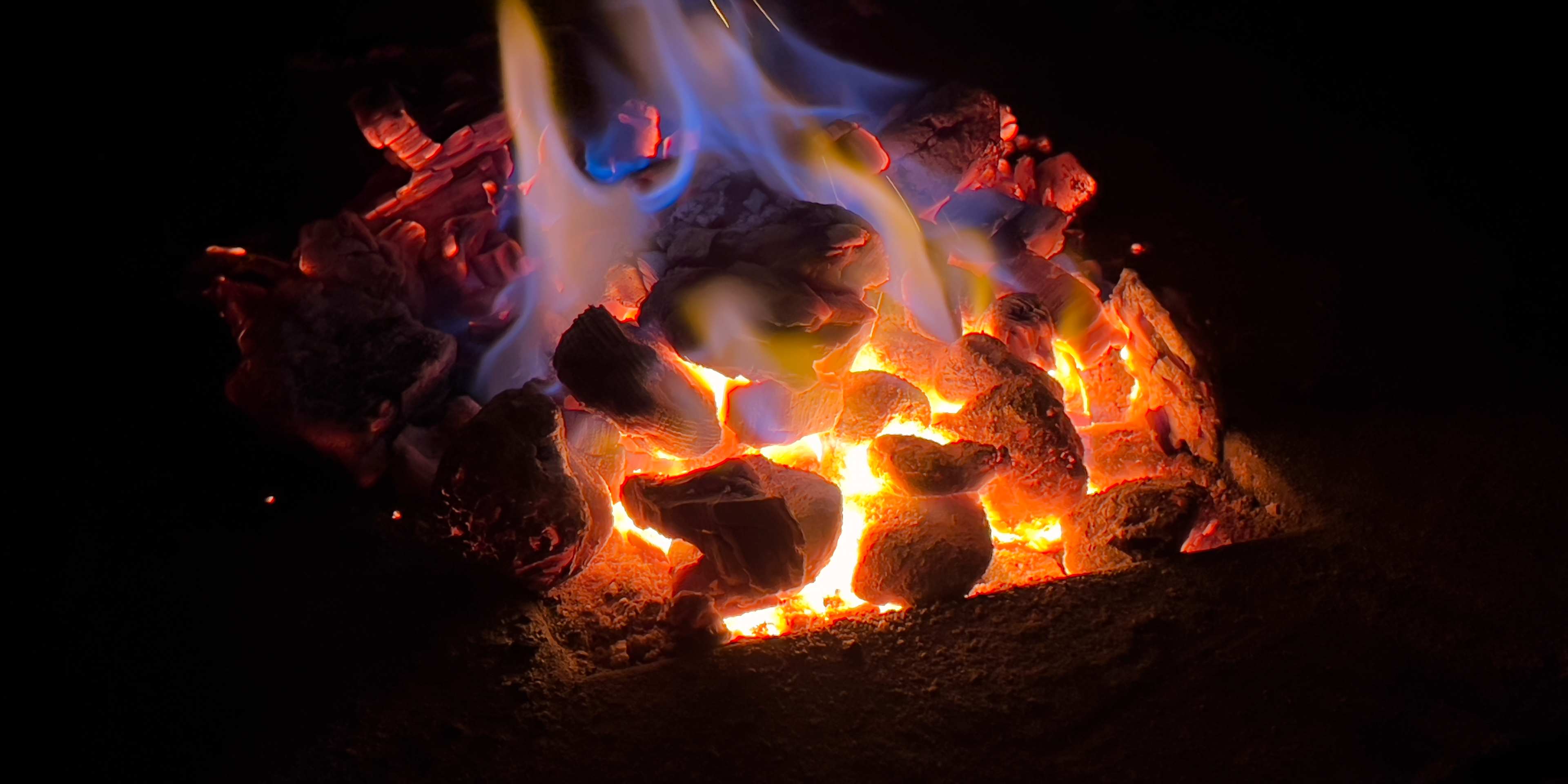 Build a fire in winter, heating with wood