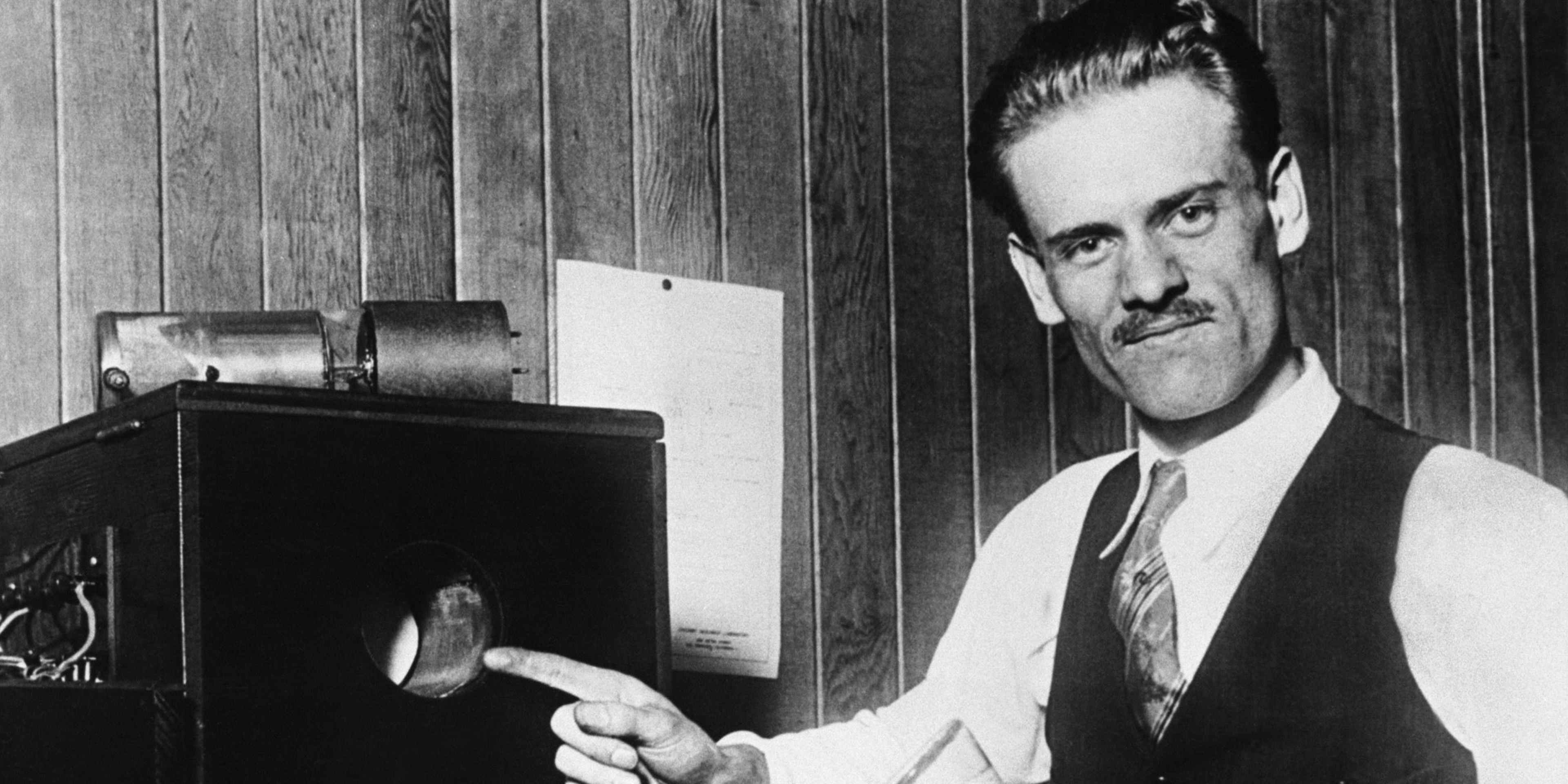 Inventor Philo T. Farnsworth with his invention, the first electronic television