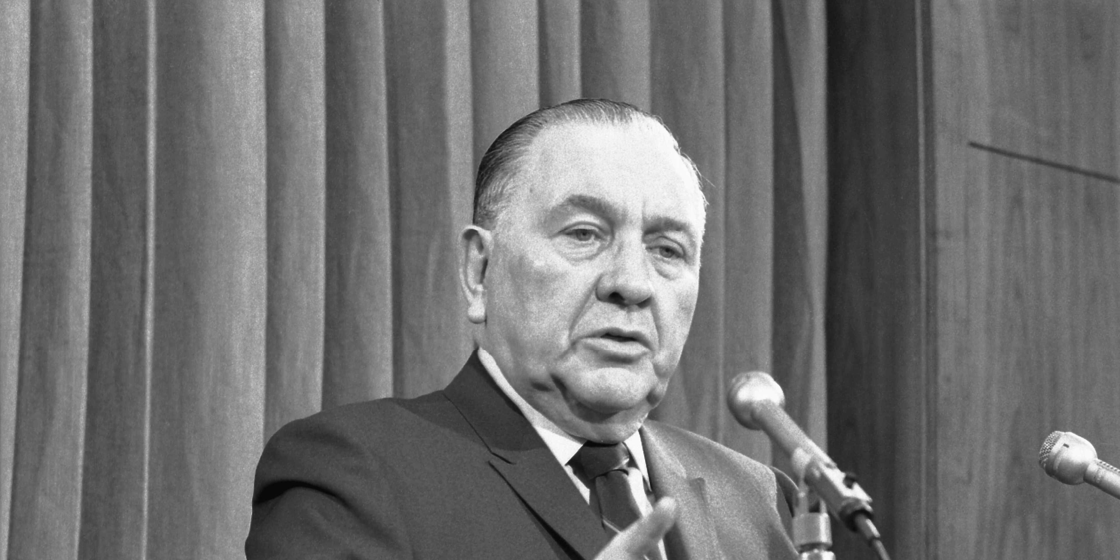 (Original Caption) Chicago's Democratic Mayor appears glum as he makes a point during news conference 11/6 after Richard Nixon won the race for President. Illinois, the state where Nixon lost his first presidential bid, gave him the victory margin this time. Daley, however retained his power base as Democrats swept to victory in all Cook County races.