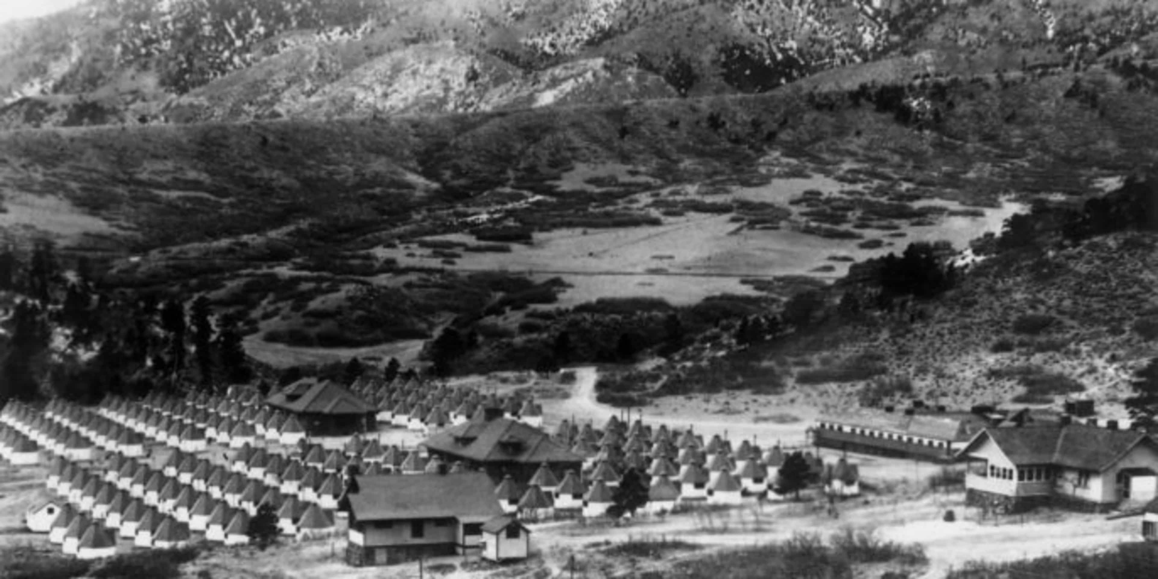 The newly built tuberculosis sanatorium in Colorado, where every patient has a separate cottage, 1928