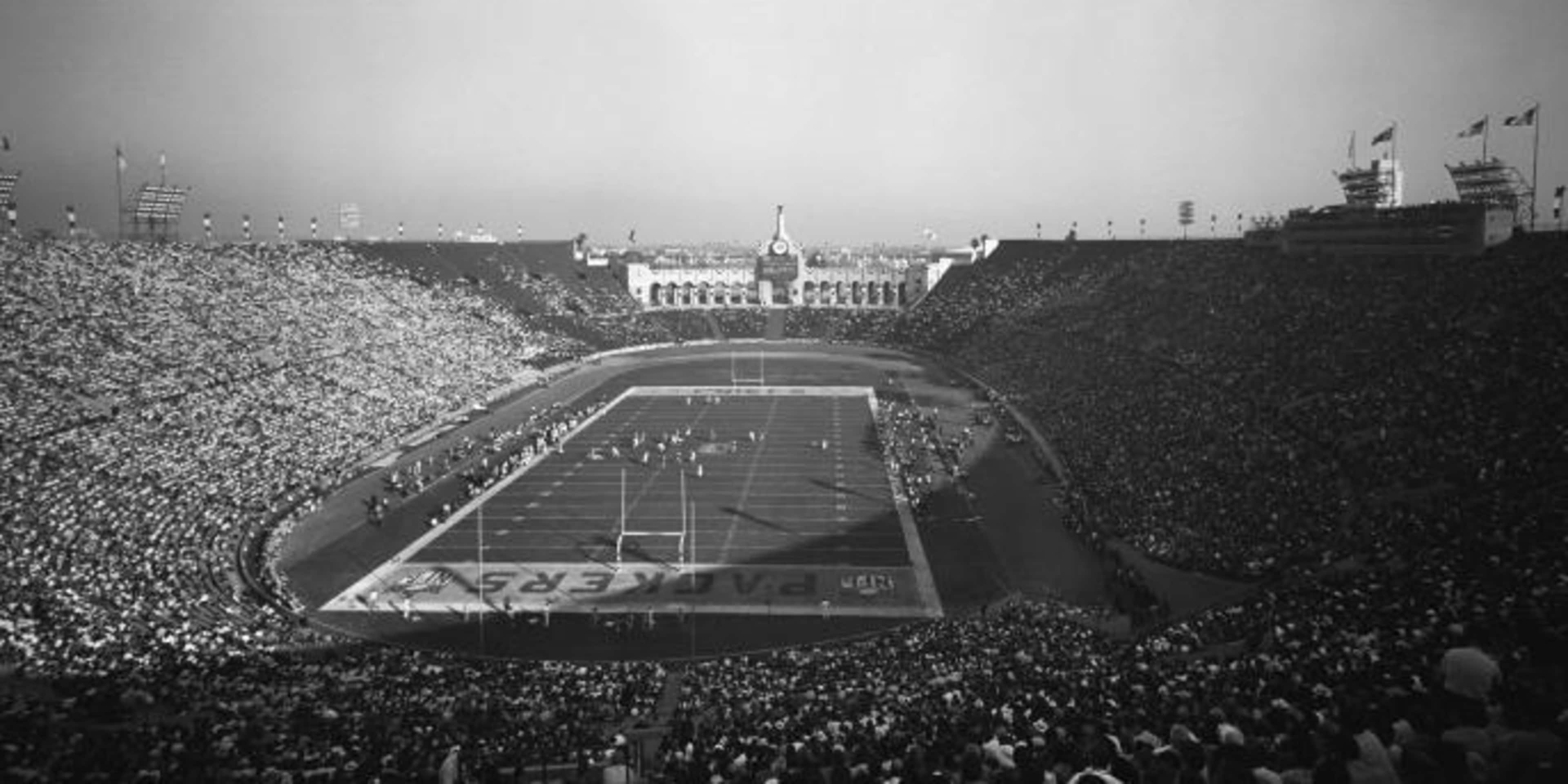 The only non-sellout for a Super Bowl was the first game, played in Los Angeles between the Kansas City Chiefs and Green Bay Packers.