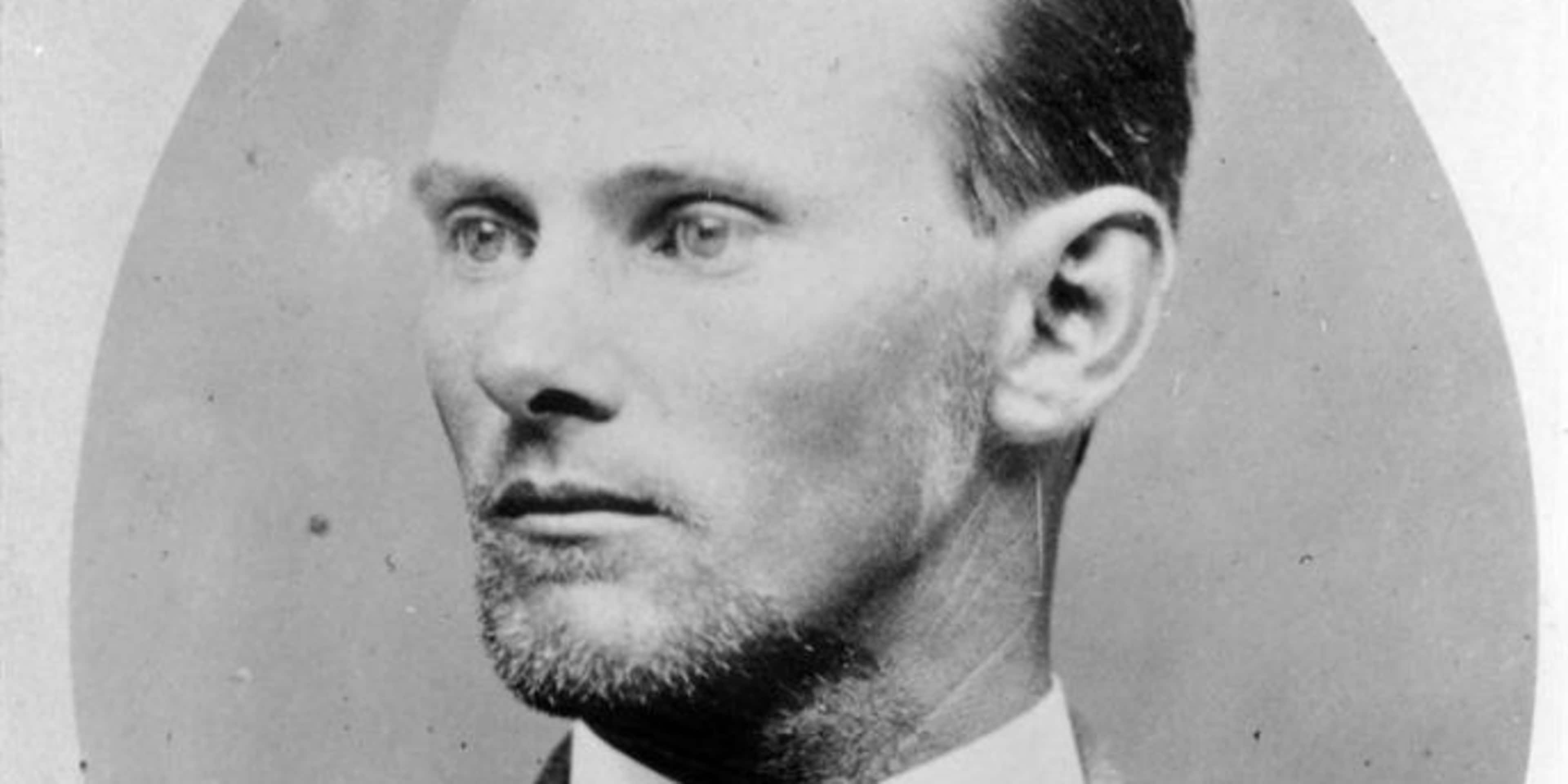 UNSPECIFIED - OCTOBER 15: Jesse Woodson James (1847-1882) american bandit here in 1882 (Photo by Apic/Getty Images)