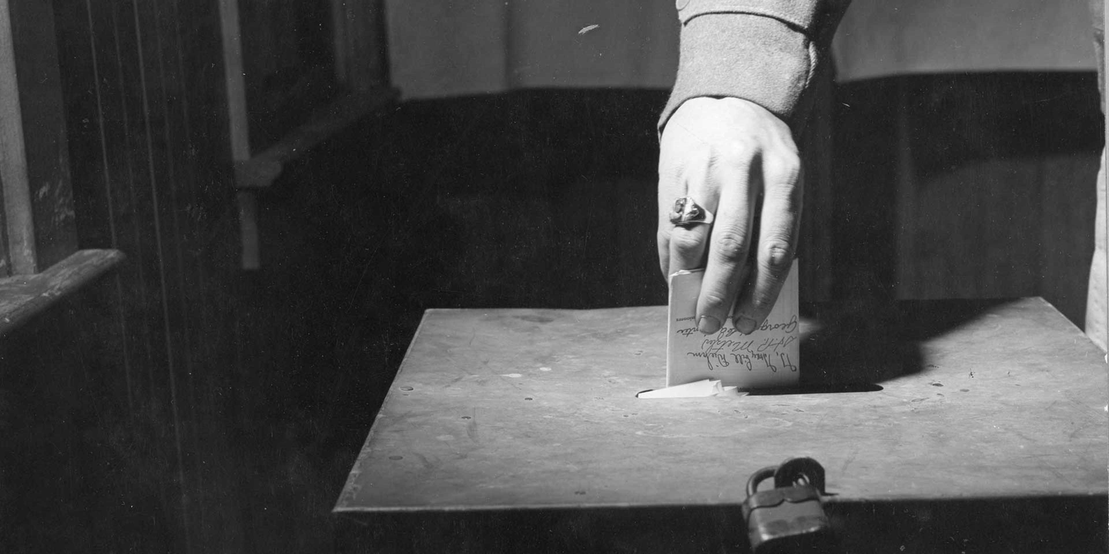 Voting in 1948.