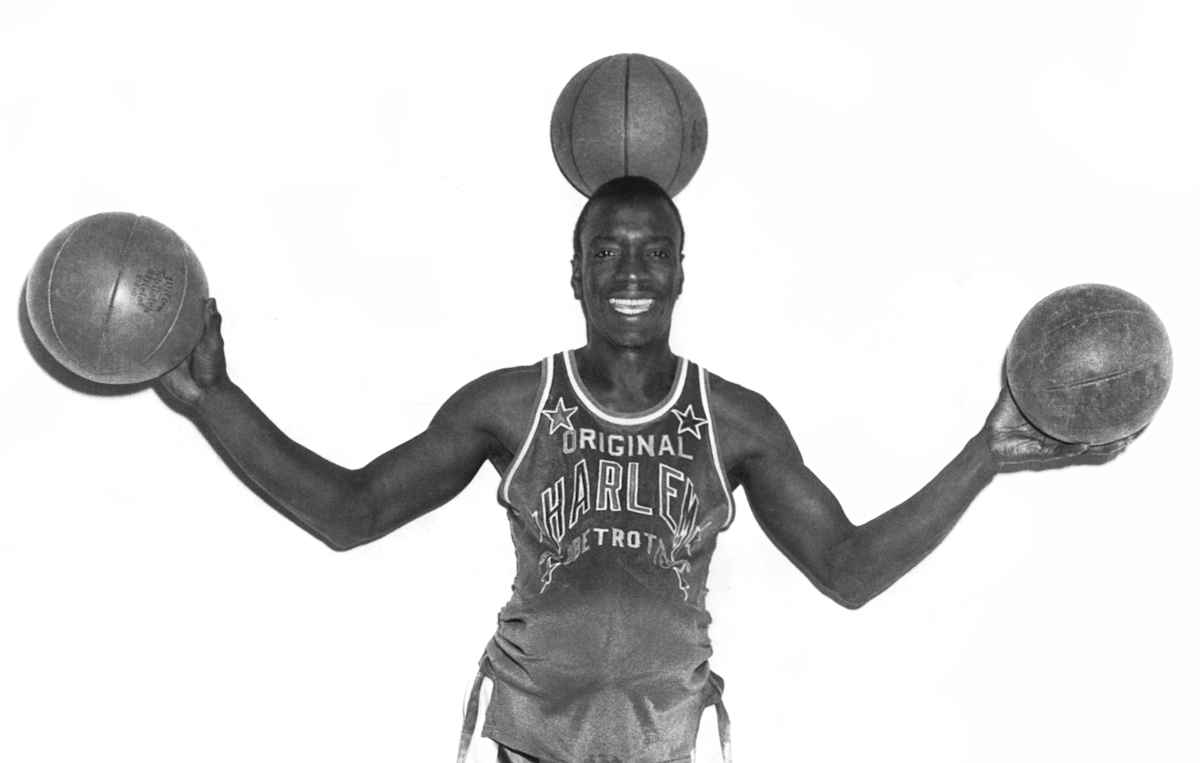 The Harlem Globetrotters: Photos