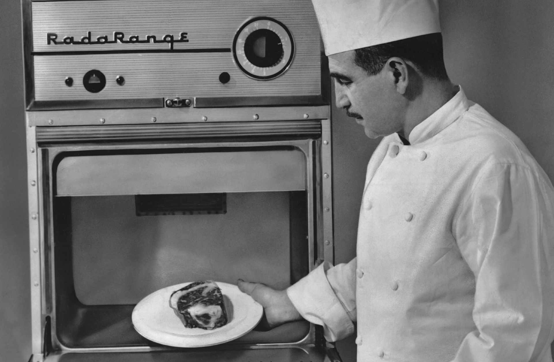 Early Microwave Oven