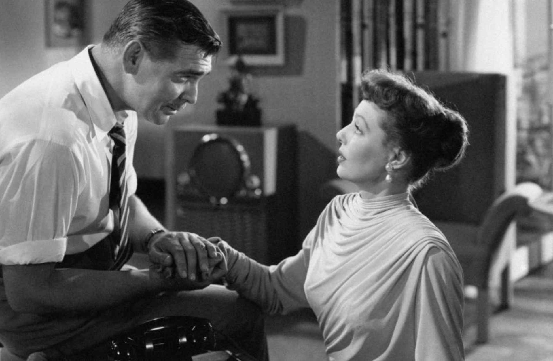 Actors Clark Gable and Loretta Young in the film 'Key to the City,' 1950. (Credit: Mondadori Portfolio by Getty Images)