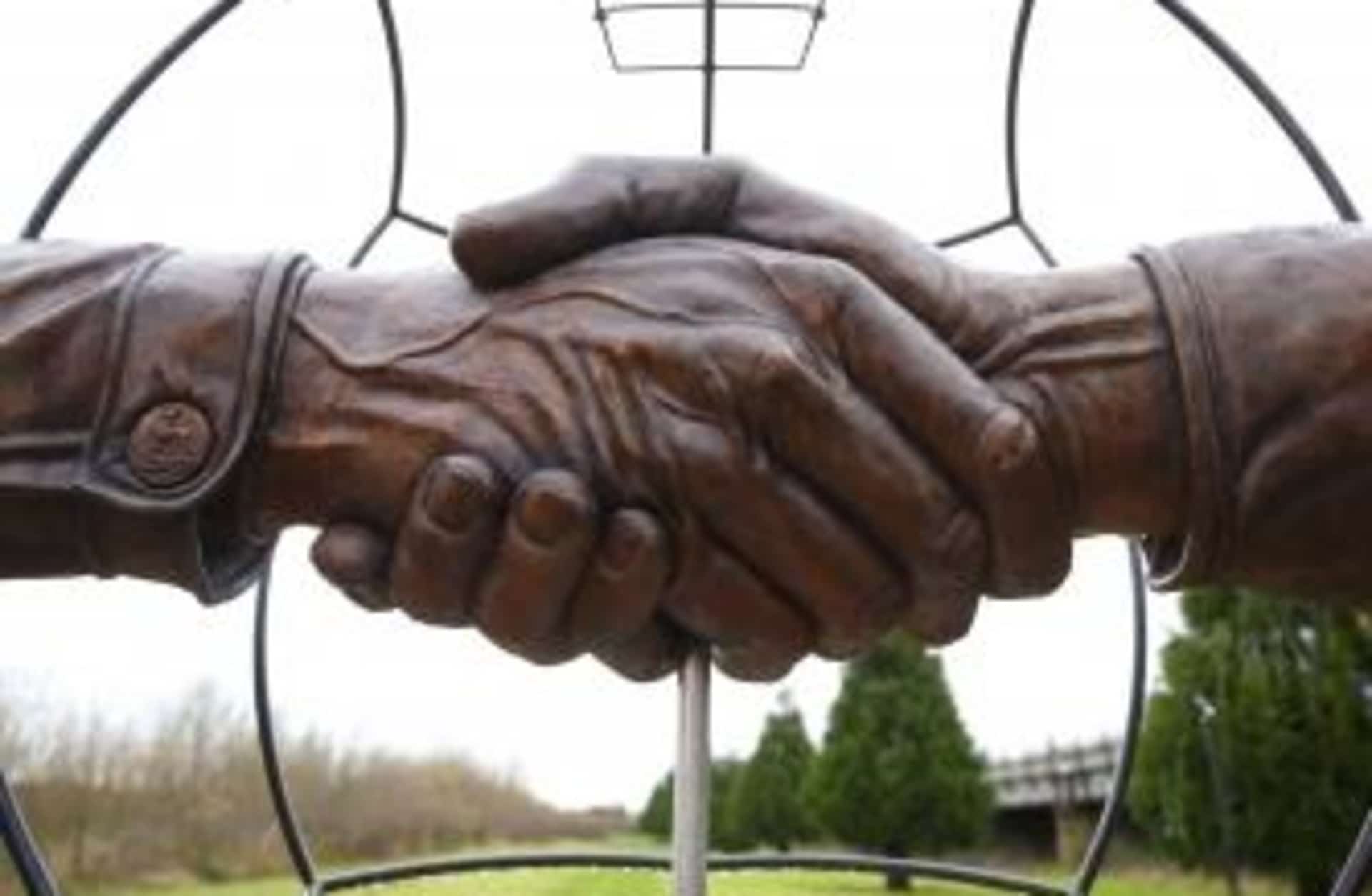 British memorial commemorating the 1914 Christmas Truce 