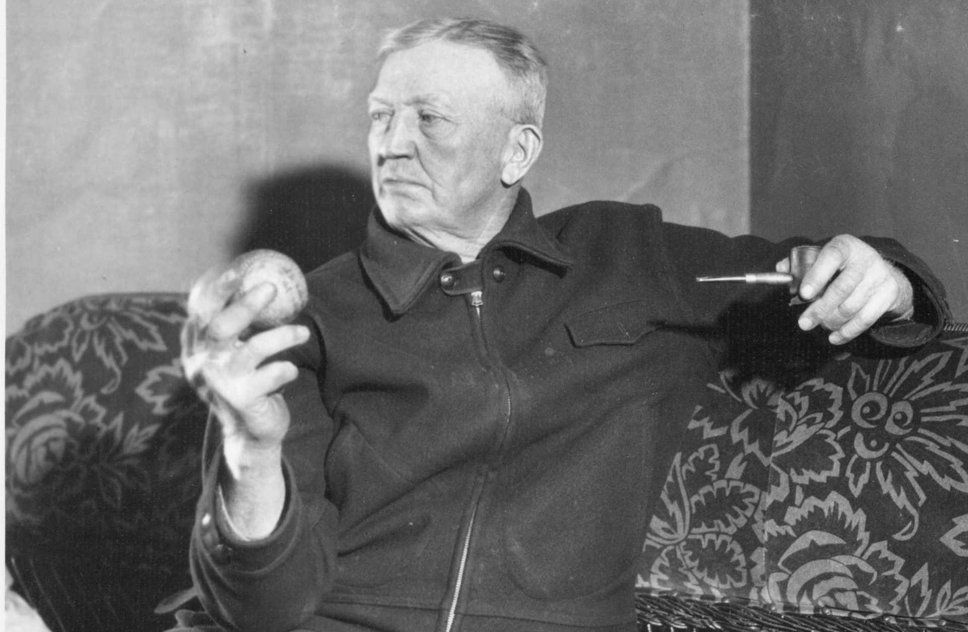 PEOLI, OH - JANUARY 25, 1935: Cy Young holds game ball from his 500th win. Young, pitching for the Cleveland Naps, reached the 500 mark July 18, 1910 beating the Wahington Nationals 5-2 in extra innings. (Photo by Louis Van Oeyen/Western Reserve Historical Society/Getty Images).