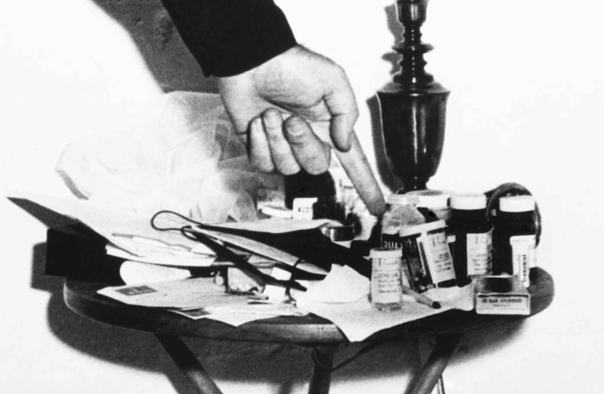 Empty pill bottles found in Marilyn Monroes bedroom, 1962.