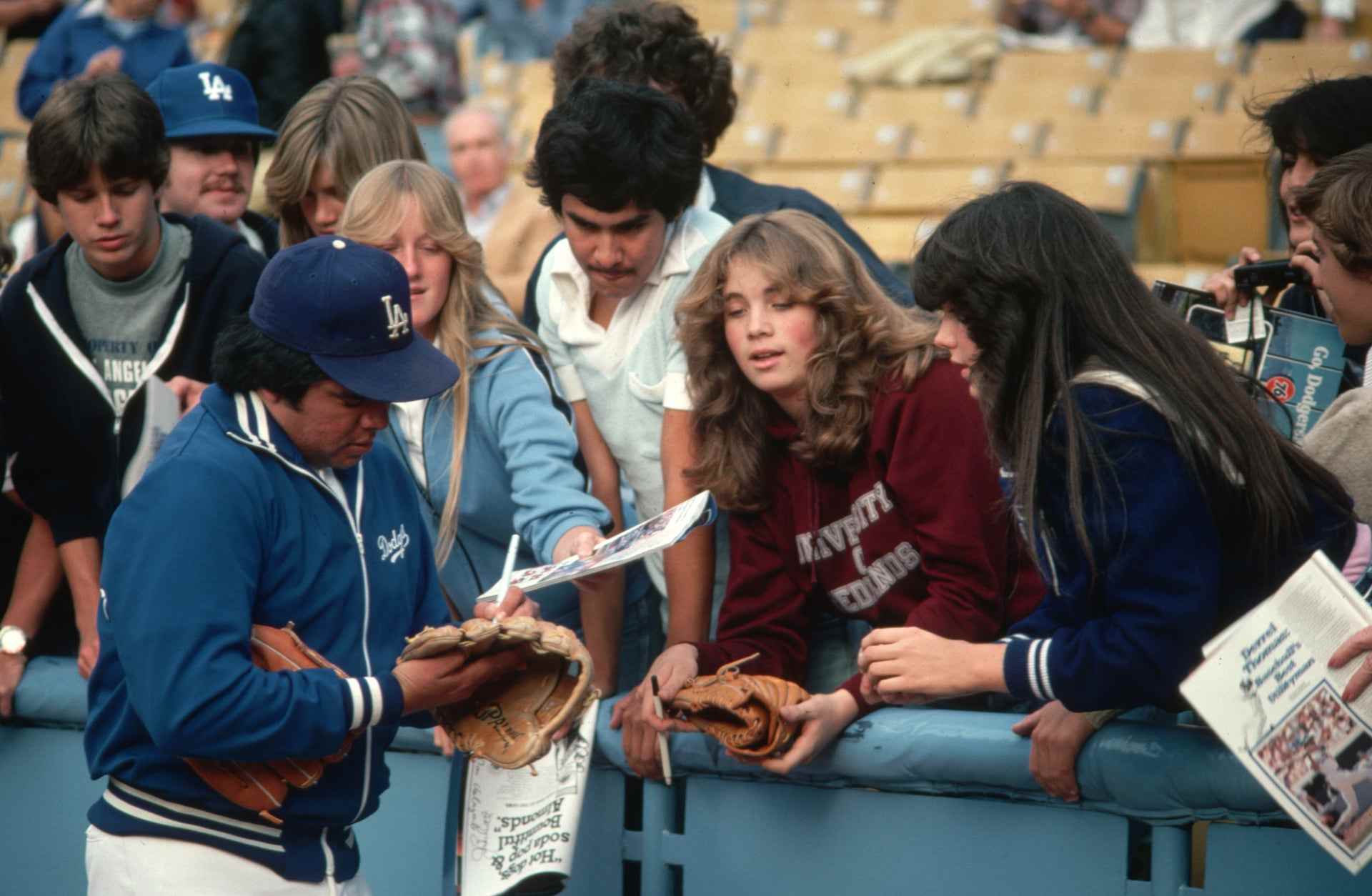 Pitcher Fernando Valenzuela Signing Autographs