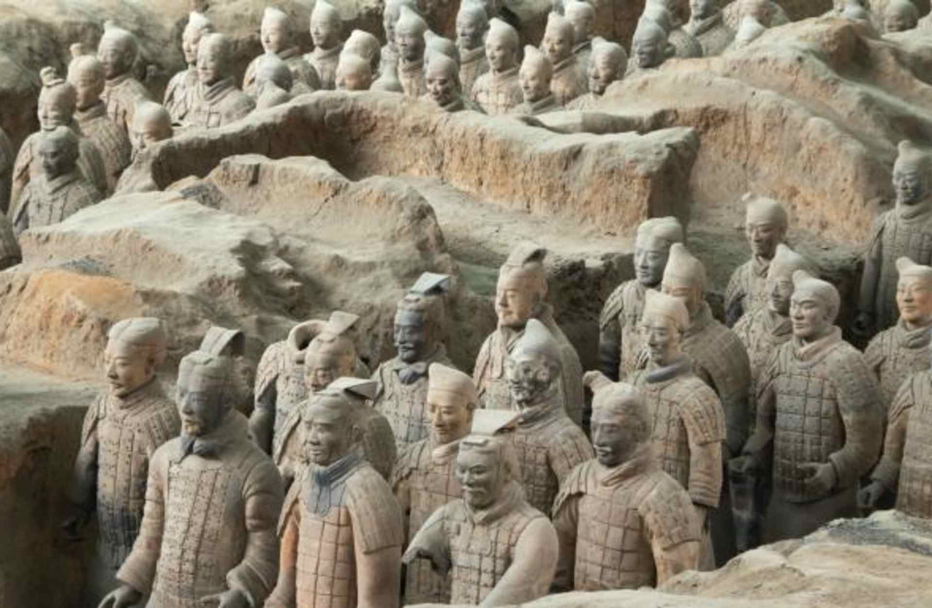 Terra Cotta soldiers in battle formation.