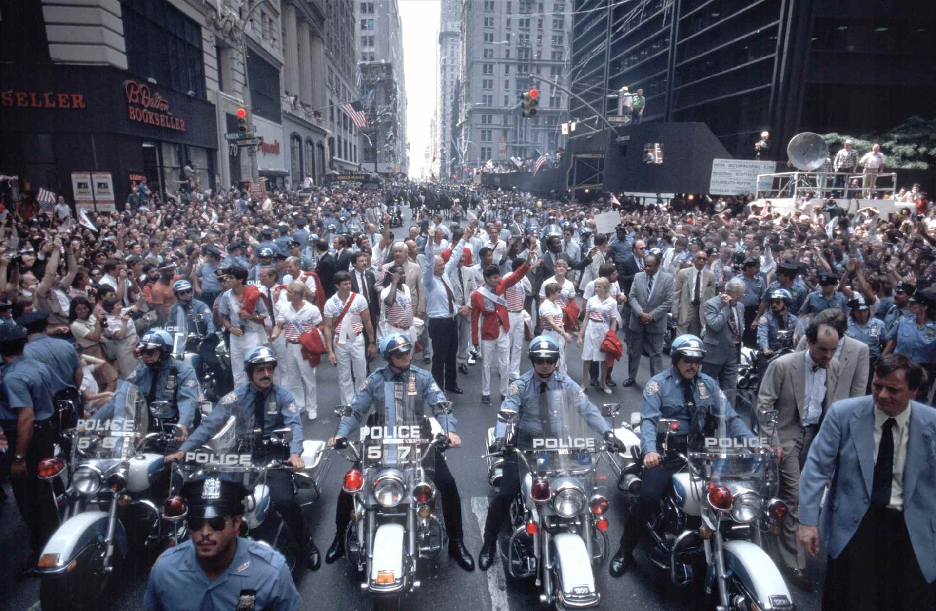 Ticker tape parade for LA Olympic Games on BroadwayMayor Ed Koch and Mary Lou Retton in a ticker tape parade for LA Olympic Games on Broadway, New York, New York, August 15, 1984. (Photo by Allan Tannenbaum/Getty Images)
