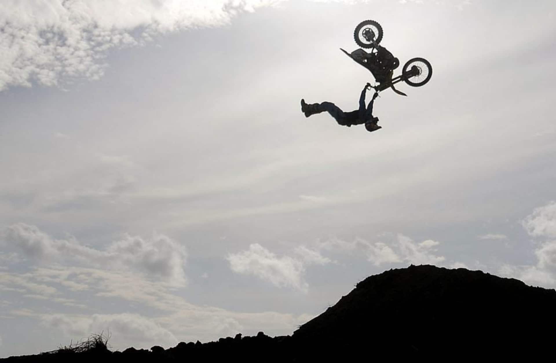 Travis Pastrana completing a backflip during an exhibition in Rio, 2009.