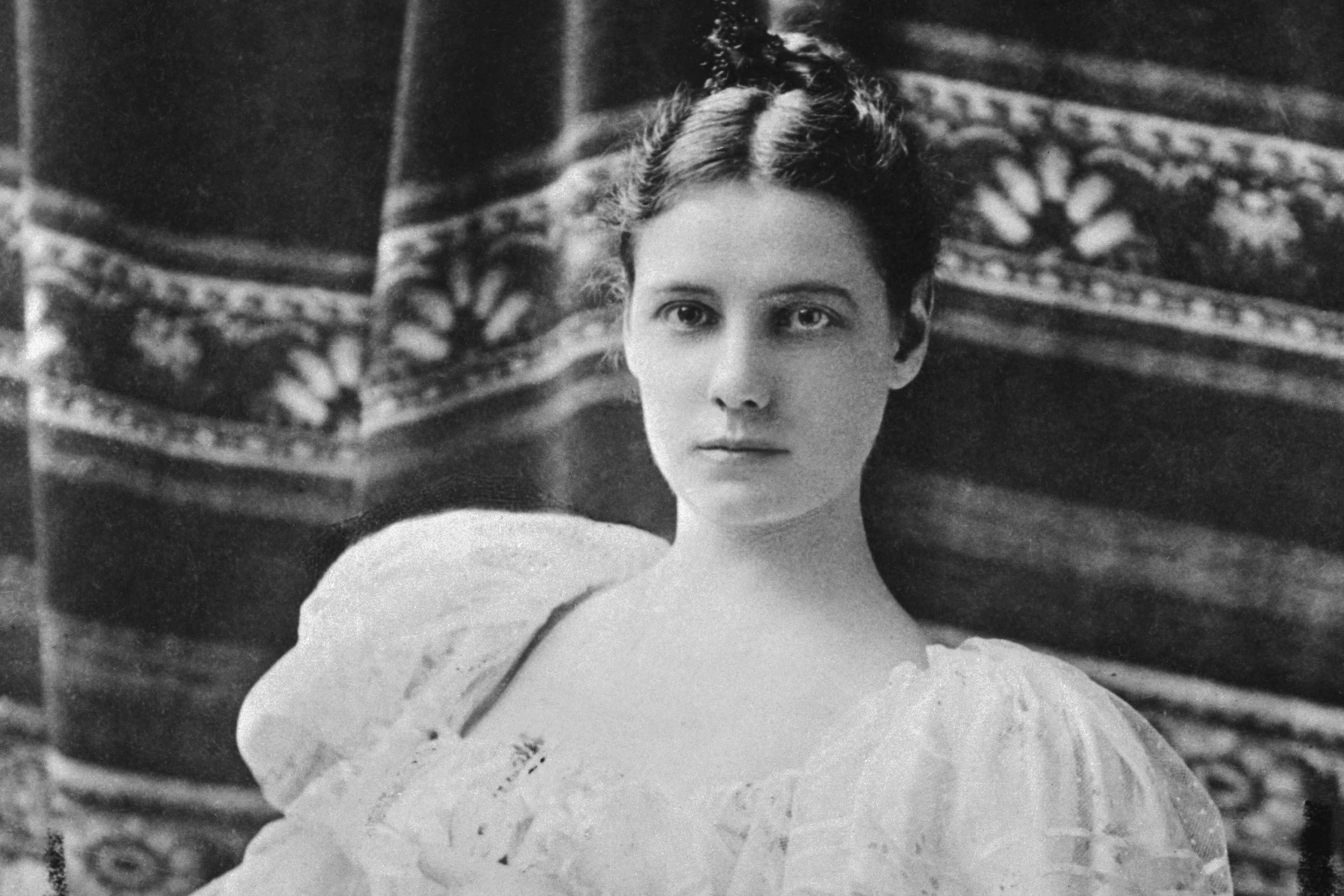 Nellie Bly (1867-1922), an American journalist and around the world traveler.