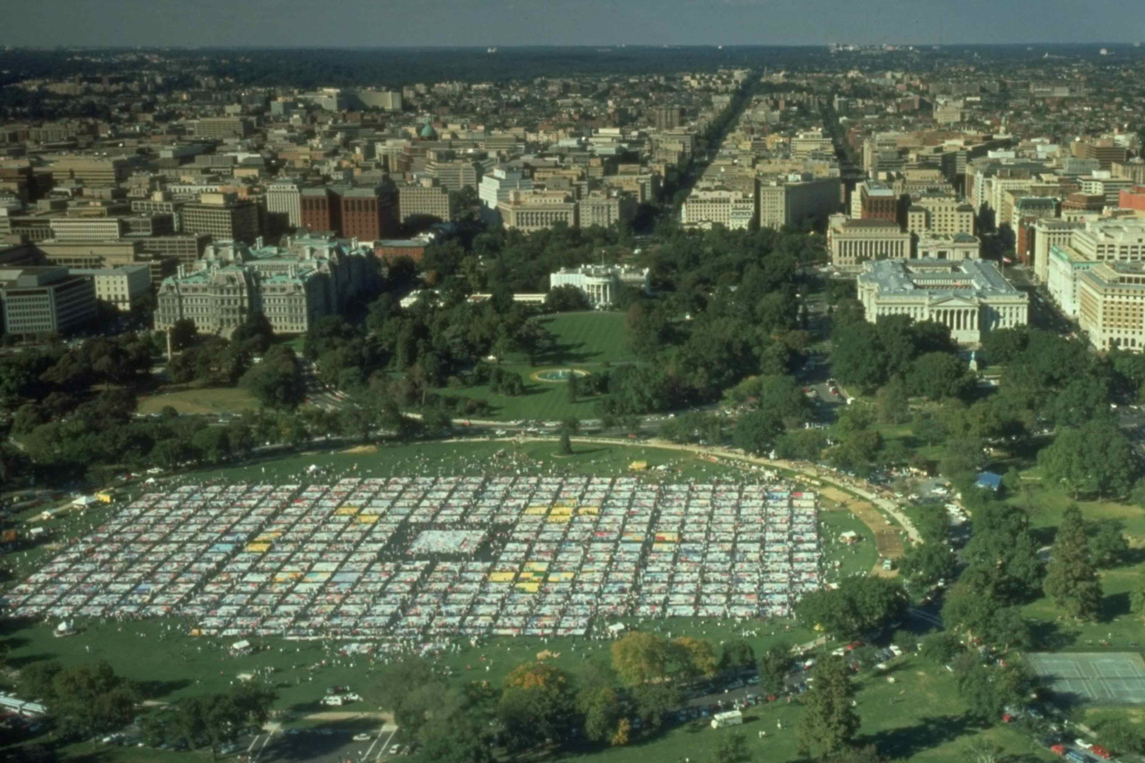 How the AIDS Quilt Allowed Millions to Memorialize the Epidemic