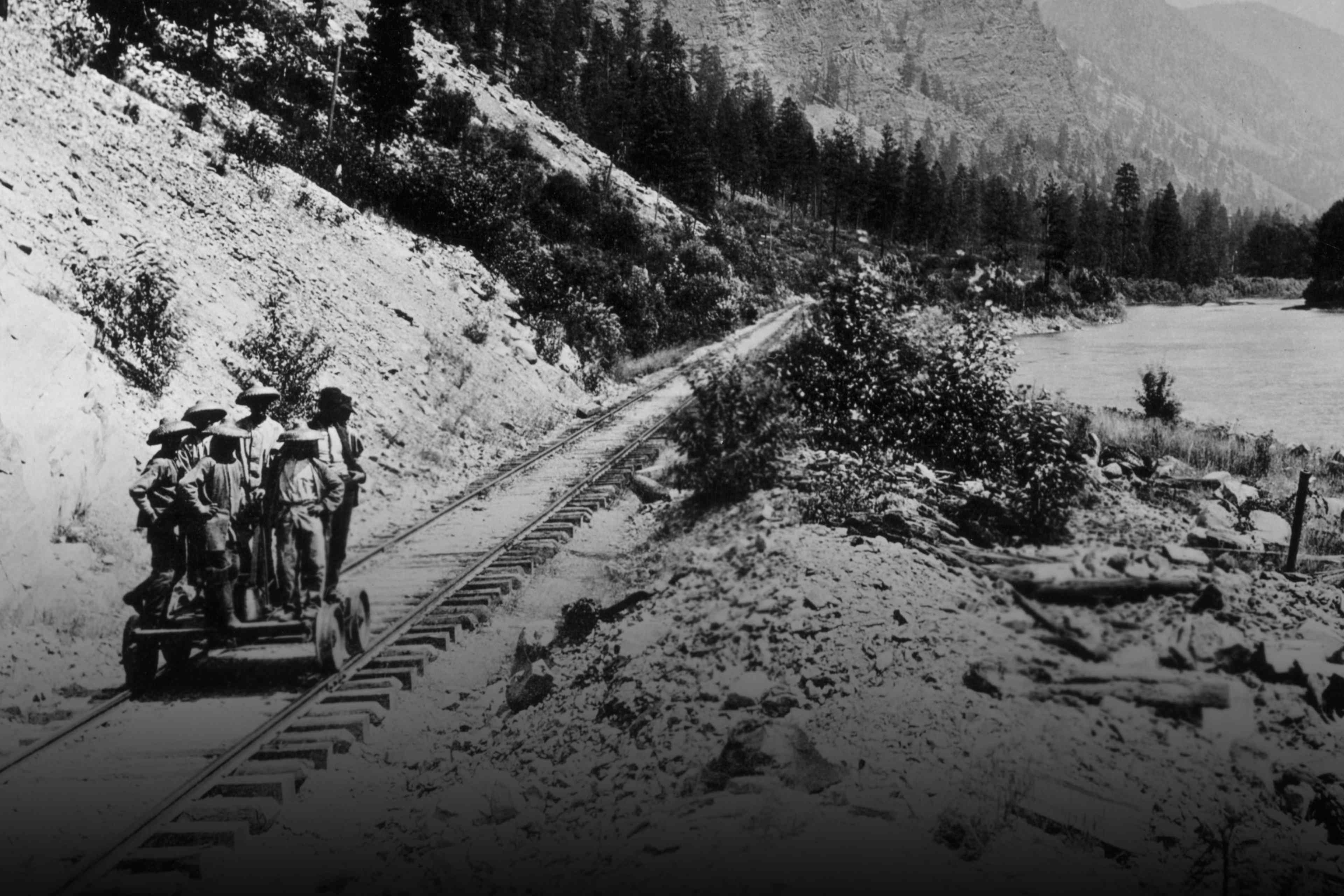 Chinese Immigrants Building the Transcontinental Railroad