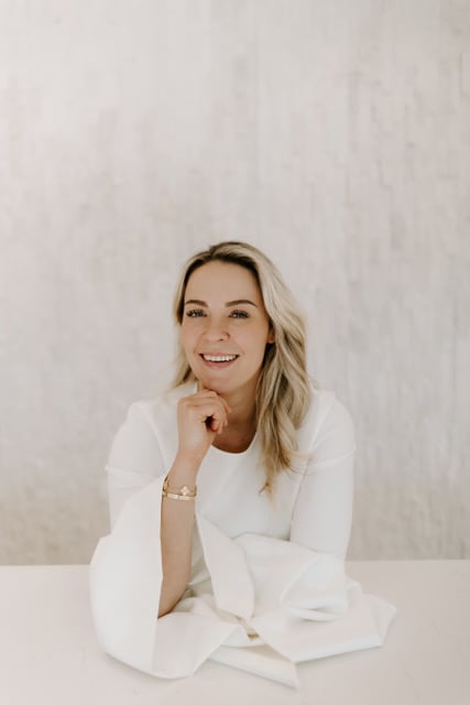 Dr. Darya Hansen, DNP, ARNP — founder of Aesthetic Collective