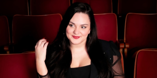 INA JOVANOVIC: OFFLINE // STAND UP COMEDIAN ＆ INFLUENCERIN - Do., 08.10.2026, 19:30 at Treibhaus, Angerzellgasse 8 Am Volksgarten, 6020 Innsbruck, Österreich