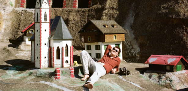 HOSEA RATSCHILLER: HAPPY PLACE // KABARETT IN KOOP KKI - Do., 24.09.2026, 20:00 at Treibhaus, Angerzellgasse 8 Am Volksgarten, 6020 Innsbruck, Österreich