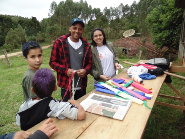 Projeto Abraçar - Dia das Crianças 2015