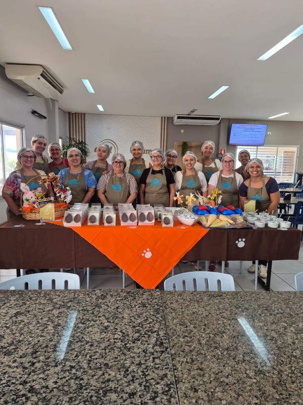 Confecção de Ovos de Páscoa - Itapetininga/SP - Abr/26