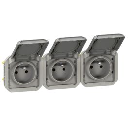 Triple prise de courant pr&eacute;c&acirc;bl&eacute;e PLEXO Legrand 3x2P+T horizontale - 069564 pas cher Principale M
