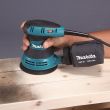 Ponceuse excentrique 300 W 125 mm en coffret MAKPAC MAKITA BO5031J photo du produit Secondaire 2 S