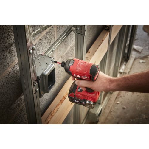 Visseuse à chocs hydraulique ¼'' Hex 18 V FUEL M18 FQID-502X + 2 batteries 5 Ah + chargeur rapide + HD BOX MILWAUKEE 4933451790 photo du produit Secondaire 6 L
