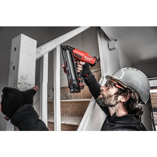 Cloueur de finition 18 V M18 FN15GA-0X (sans batterie ni chargeur) + HD BOX MILWAUKEE 4933478091 photo du produit Secondaire 3 L