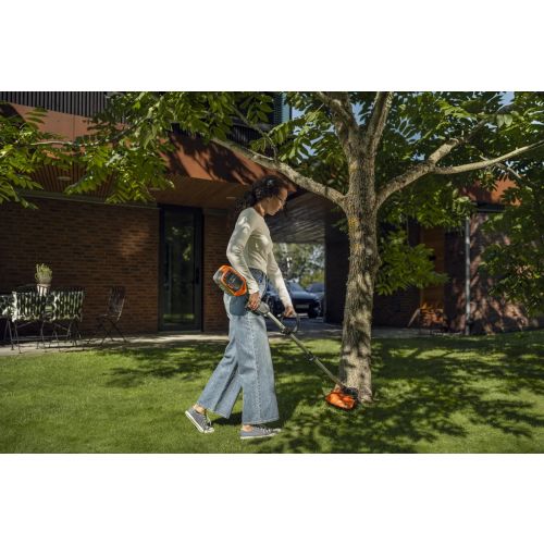 Coupe-bordure 36 V 215iL (sans batterie ni chargeur) HUSQVARNA 970536004 photo du produit Secondaire 5 L