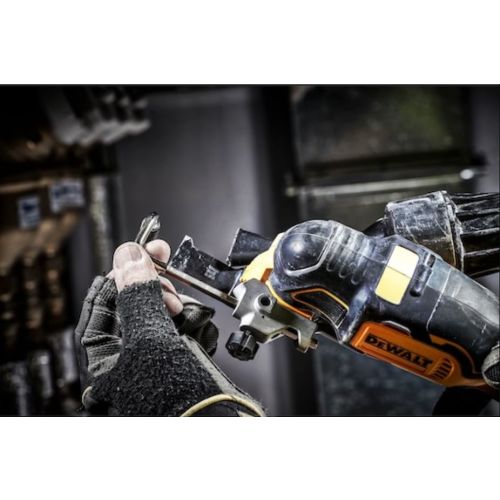 Multi-cutter 18 V + 2 batteries 2 Ah + chargeur universel + coffret T-STAK  DEWALT DCS355D2-QW photo du produit Secondaire 17 L