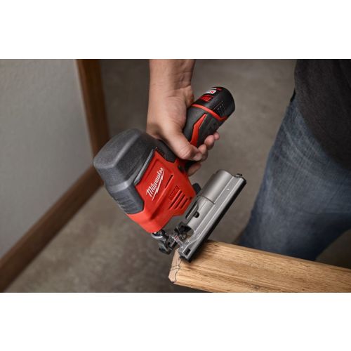 Scies sauteuse poignée pommeau 12 V M12 JS-402B + 2 batteries 4 ah + chargeur + sac de transport MILWAUKEE 4933441700 photo du produit Secondaire 6 L