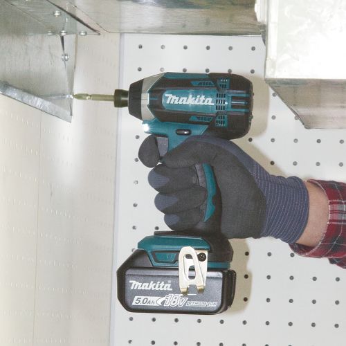 Visseuse à chocs 18V LXT 165 Nm + 2 batteries + chargeur + coffret MAKPAC MAKITA DTD152RMJ photo du produit Secondaire 2 L
