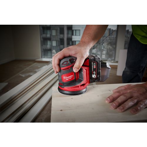 Ponceuse orbitale excentrique 18 V M18 BOS125-502B 125 mm + 2 batteries 5 Ah + chargeur MILWAUKEE 4933464229 photo du produit Secondaire 4 L