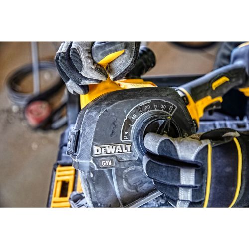 Rainureuse à béton 54 V XR FLEXVOLT BRUSHLESS + 2 batteries 2 Ah + chargeur + coffret T-STAK DEWALT DCG200T2-QW photo du produit Secondaire 13 L